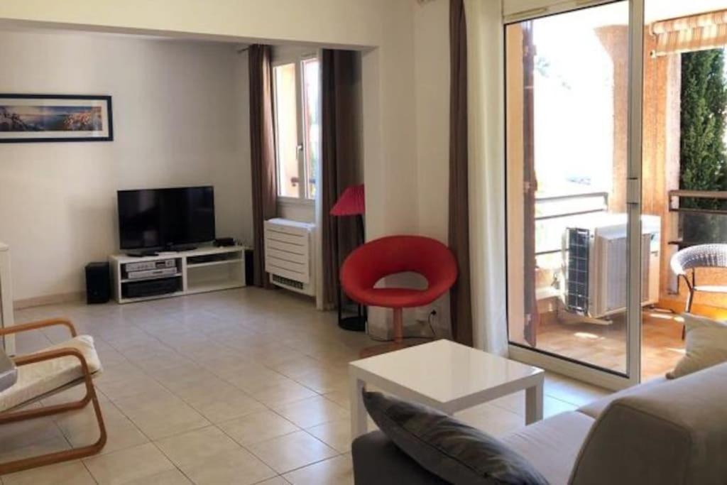Appartement 60M2 - 2 Chambres A Une Minute Des Plages, Parking Prive Sausset-les-Pins Exterior foto